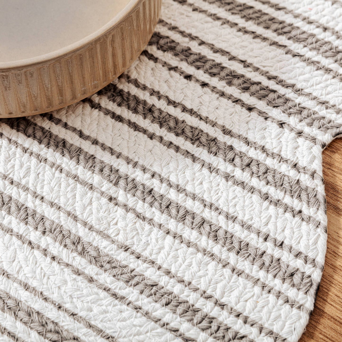 Hampton Pet Placemat - Stylish and Chic: Grey