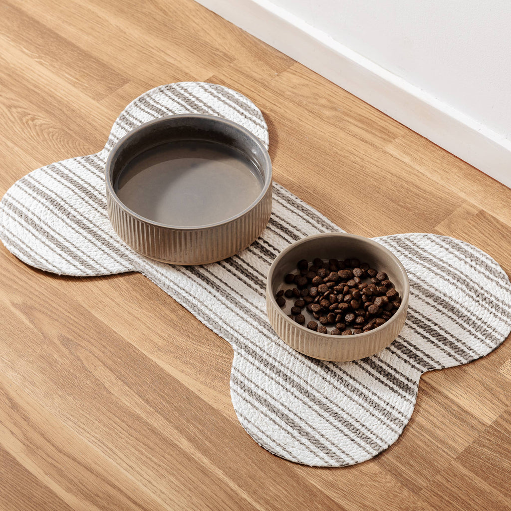 Hampton Pet Placemat - Stylish and Chic: Grey