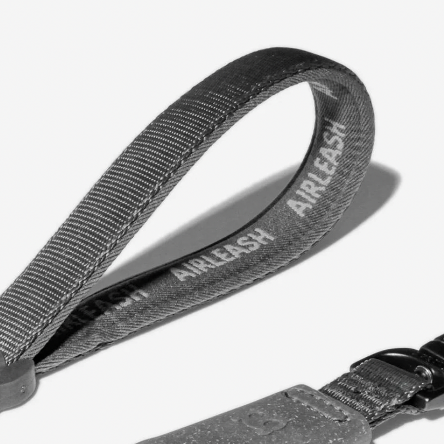 Carbon | Airleash