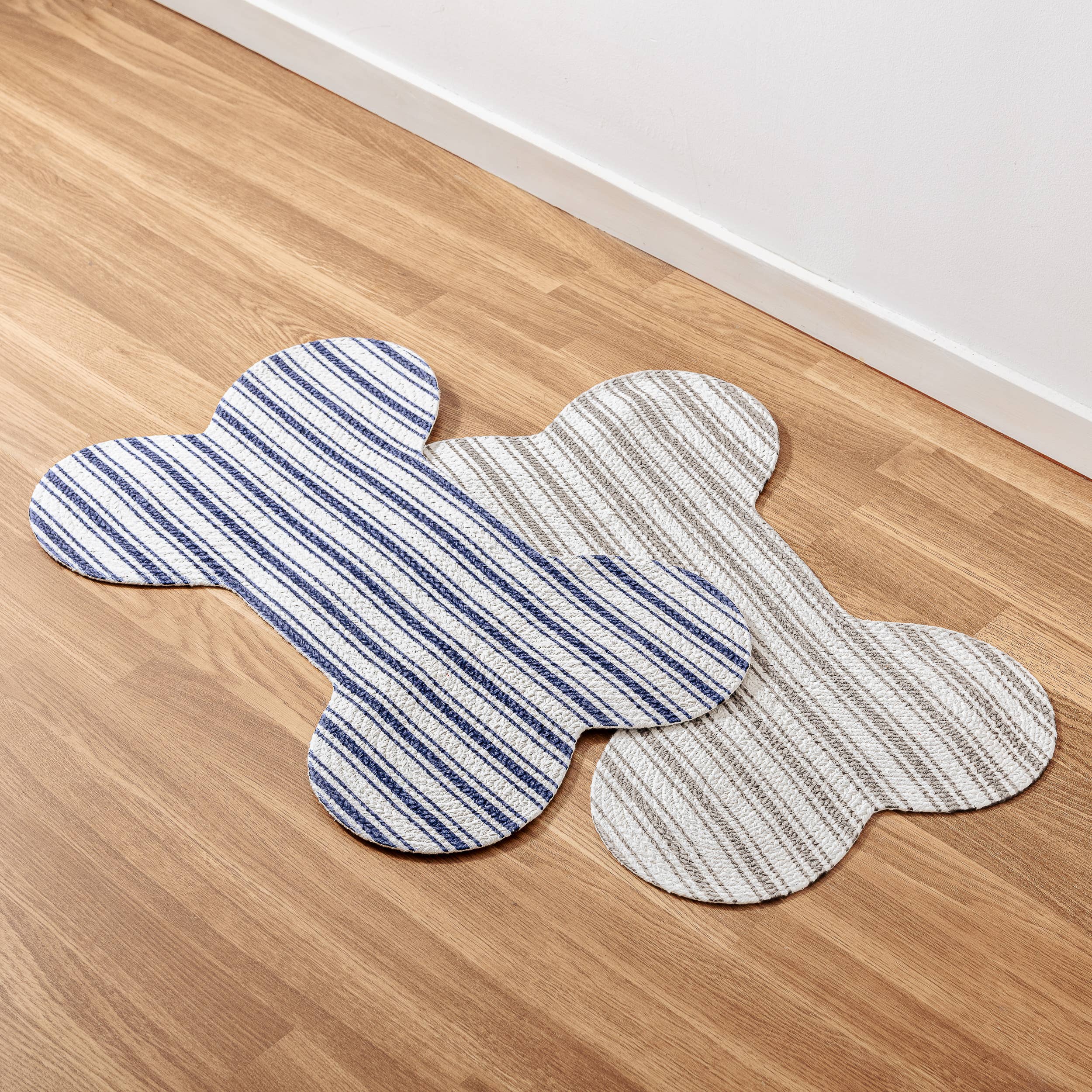 Hampton Pet Placemat - Stylish and Chic: Blue