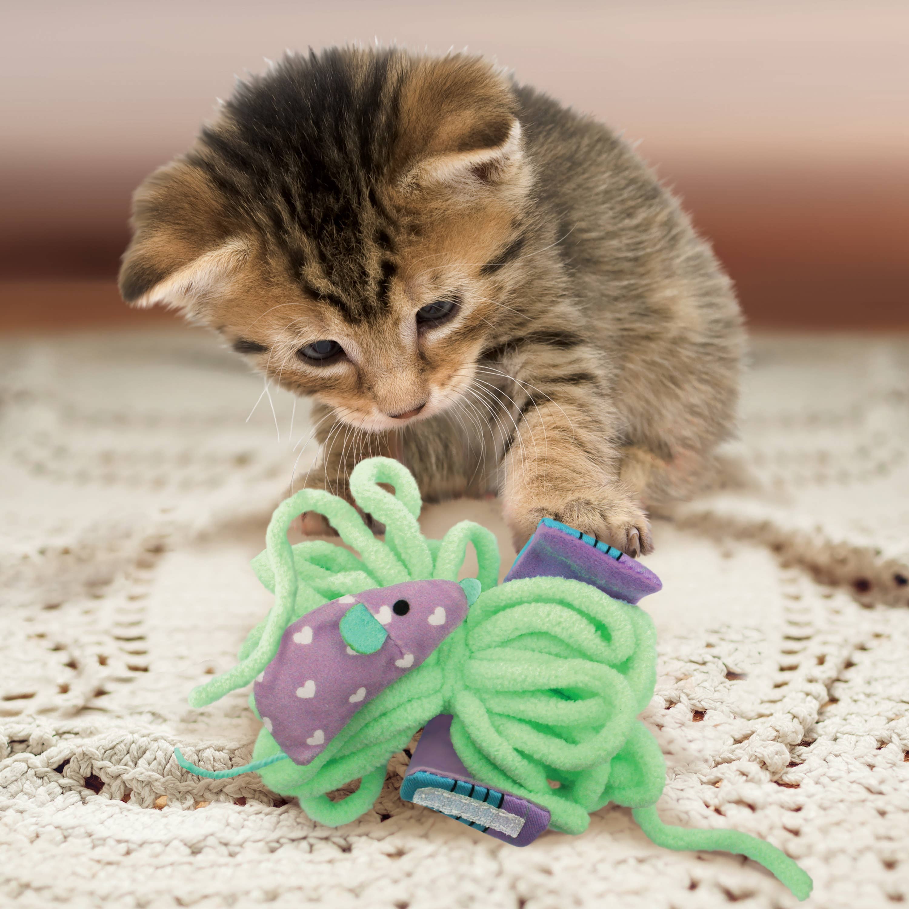 KONG® Pull-A-Partz™ Yarnz Assorted Cat Toy