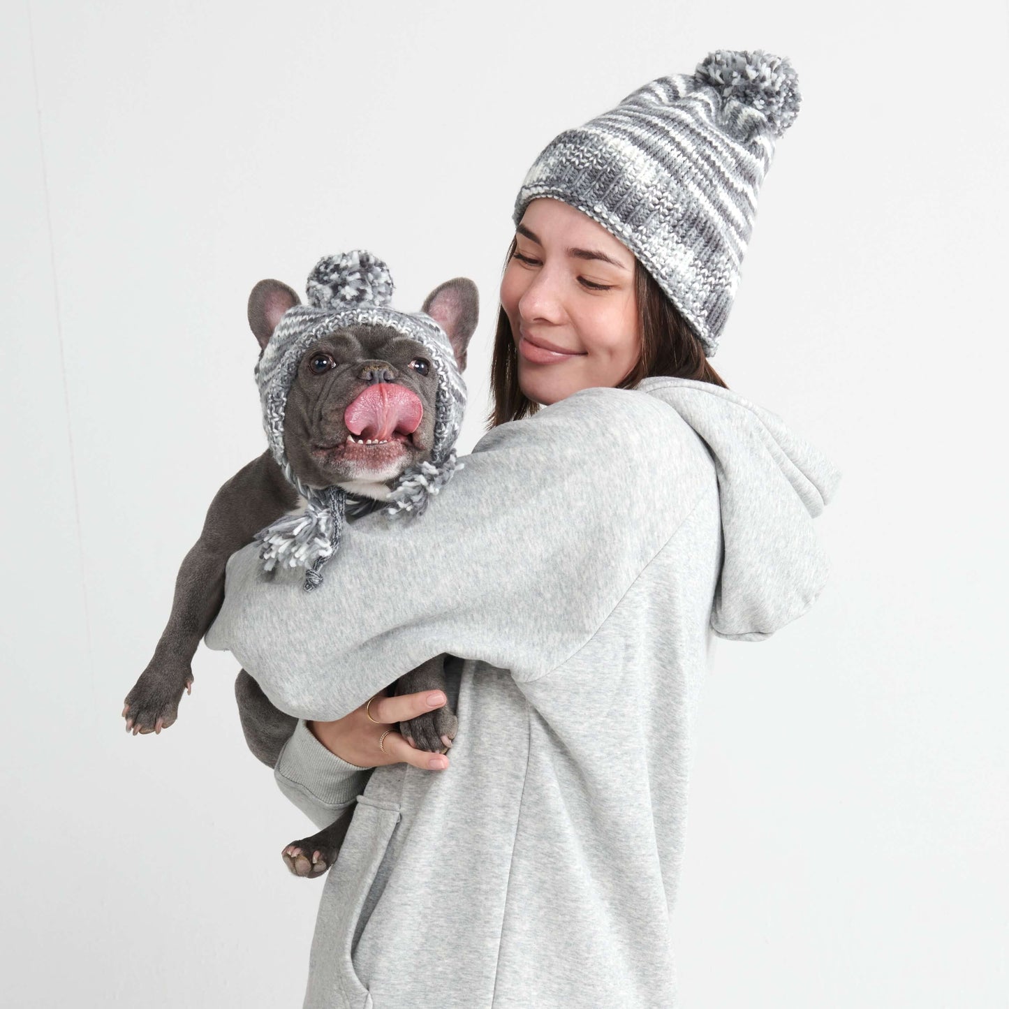 Knit Pom Pom Dog Beanie Hat - Salt and Pepper: L (45-100lbs/20-50kg)
