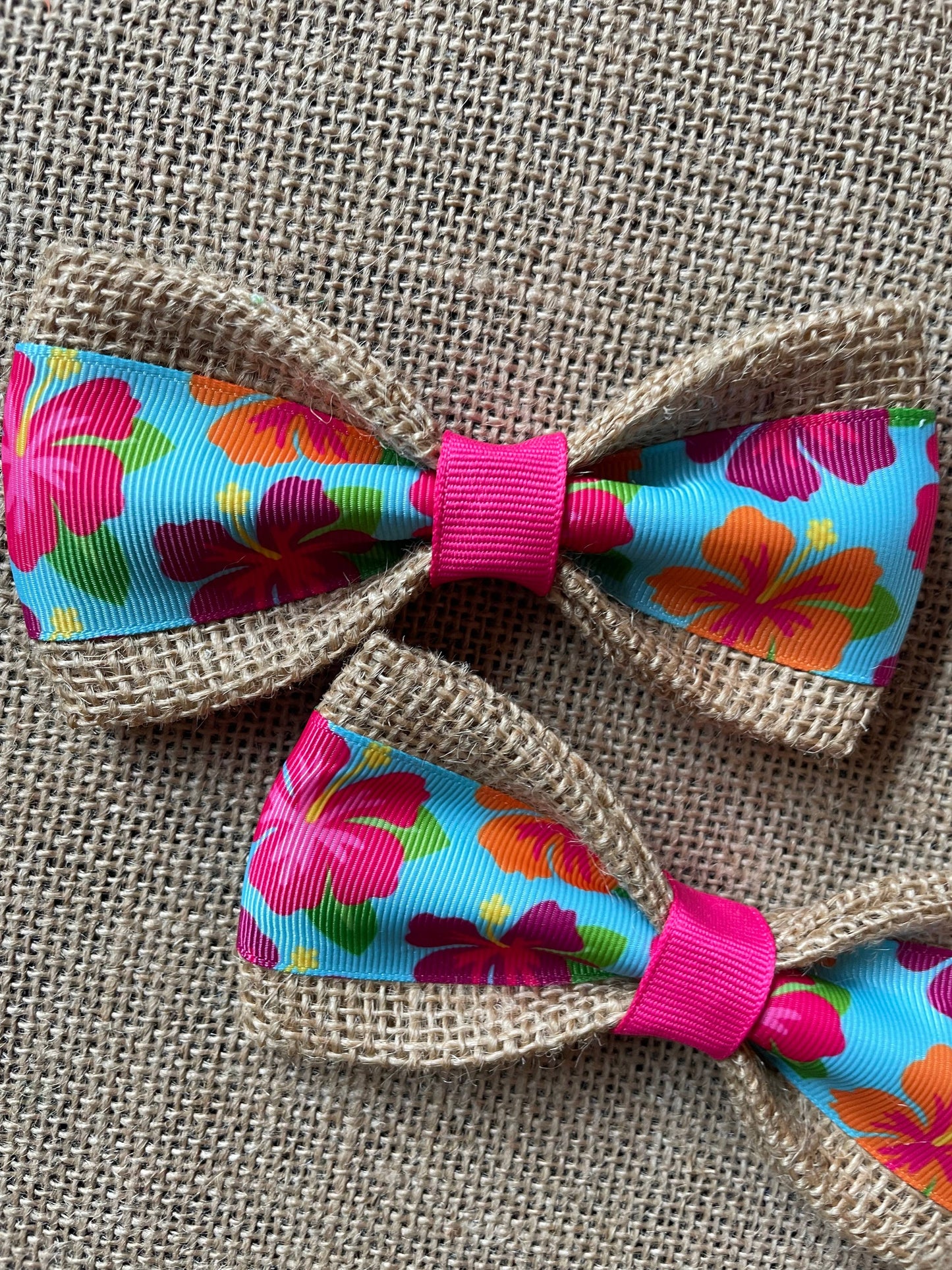 Hibiscus Flowers Bow Tie